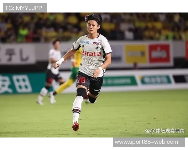 法兰克福官方宣布签约18岁日本前锋神代庆人助力球队未来发展