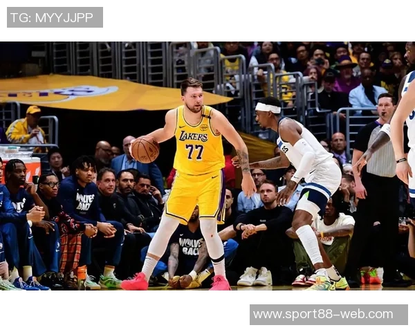 东契奇谈投篮状态与防守挑战AR组合尚未找到最佳感觉 东契奇谈投篮状态与防守挑战AR组合尚未找到最佳感觉