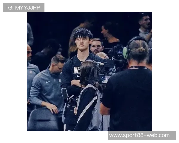 曾凡博引发球迷热潮高价票却让期待变失望的夜晚